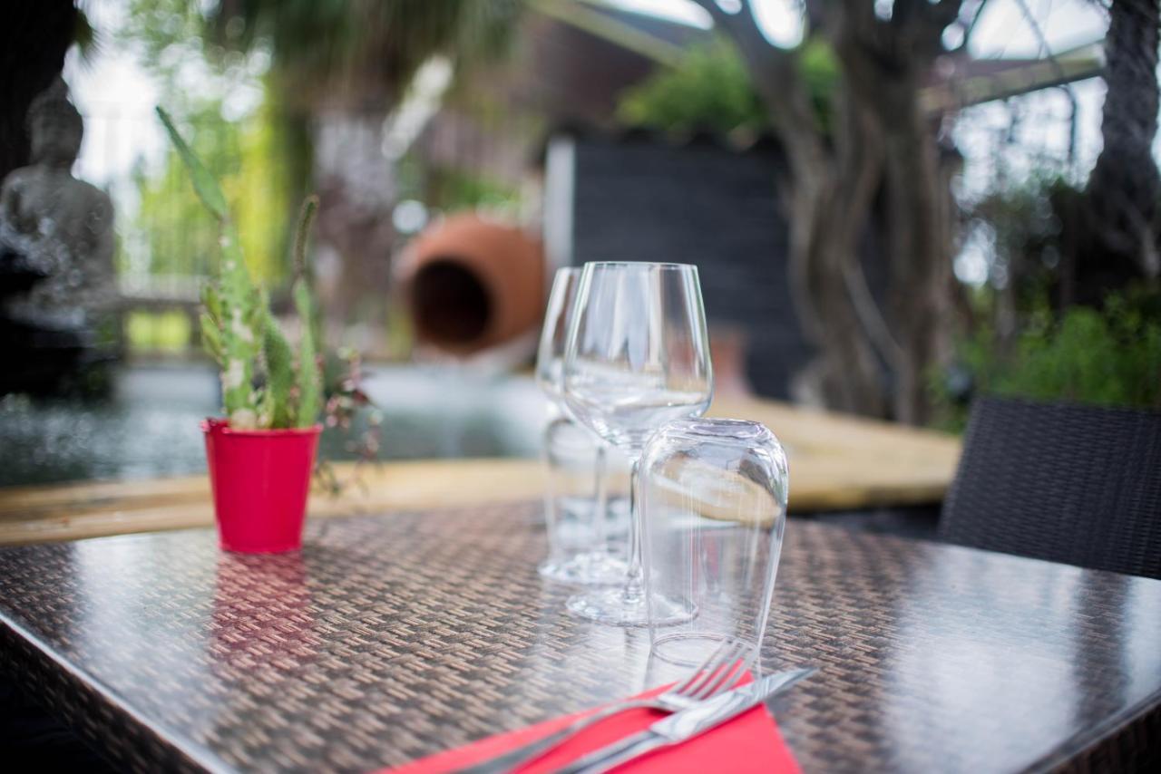 Hotel Restaurant Mon Auberge Lunel  Zewnętrze zdjęcie