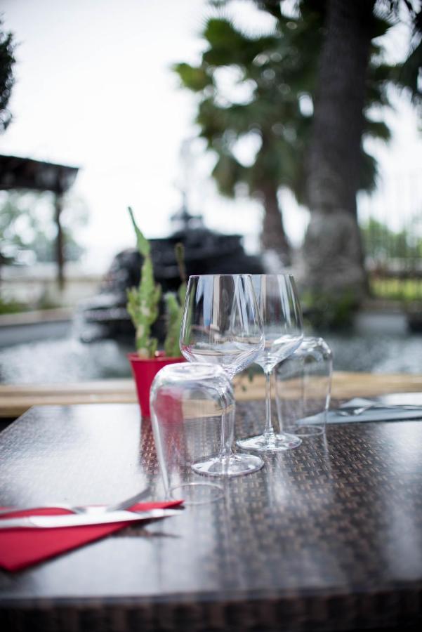 Hotel Restaurant Mon Auberge Lunel  Zewnętrze zdjęcie