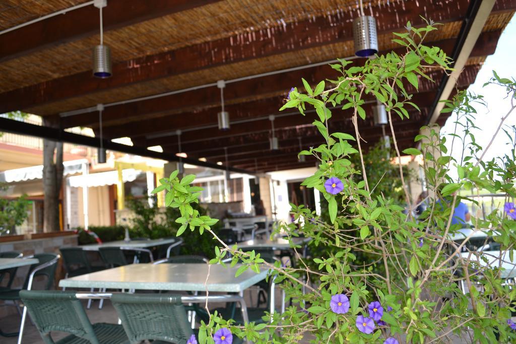 Hotel Restaurant Mon Auberge Lunel  Zewnętrze zdjęcie